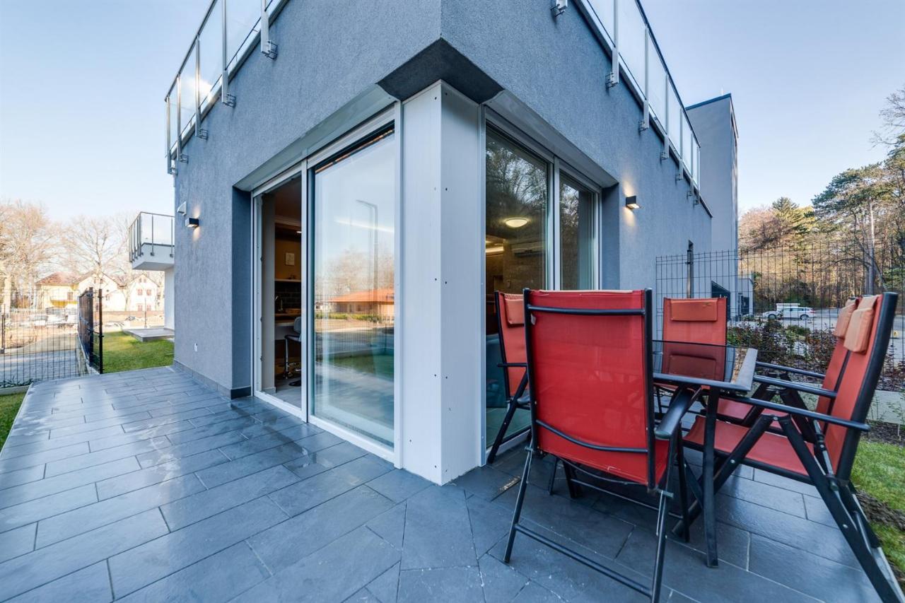Forest Foeldvar Apartmanok By Bltn Balatonföldvár Exteriér fotografie