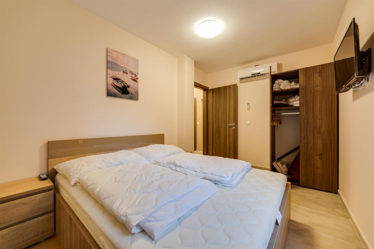 Forest Foeldvar Apartmanok By Bltn Balatonföldvár Exteriér fotografie