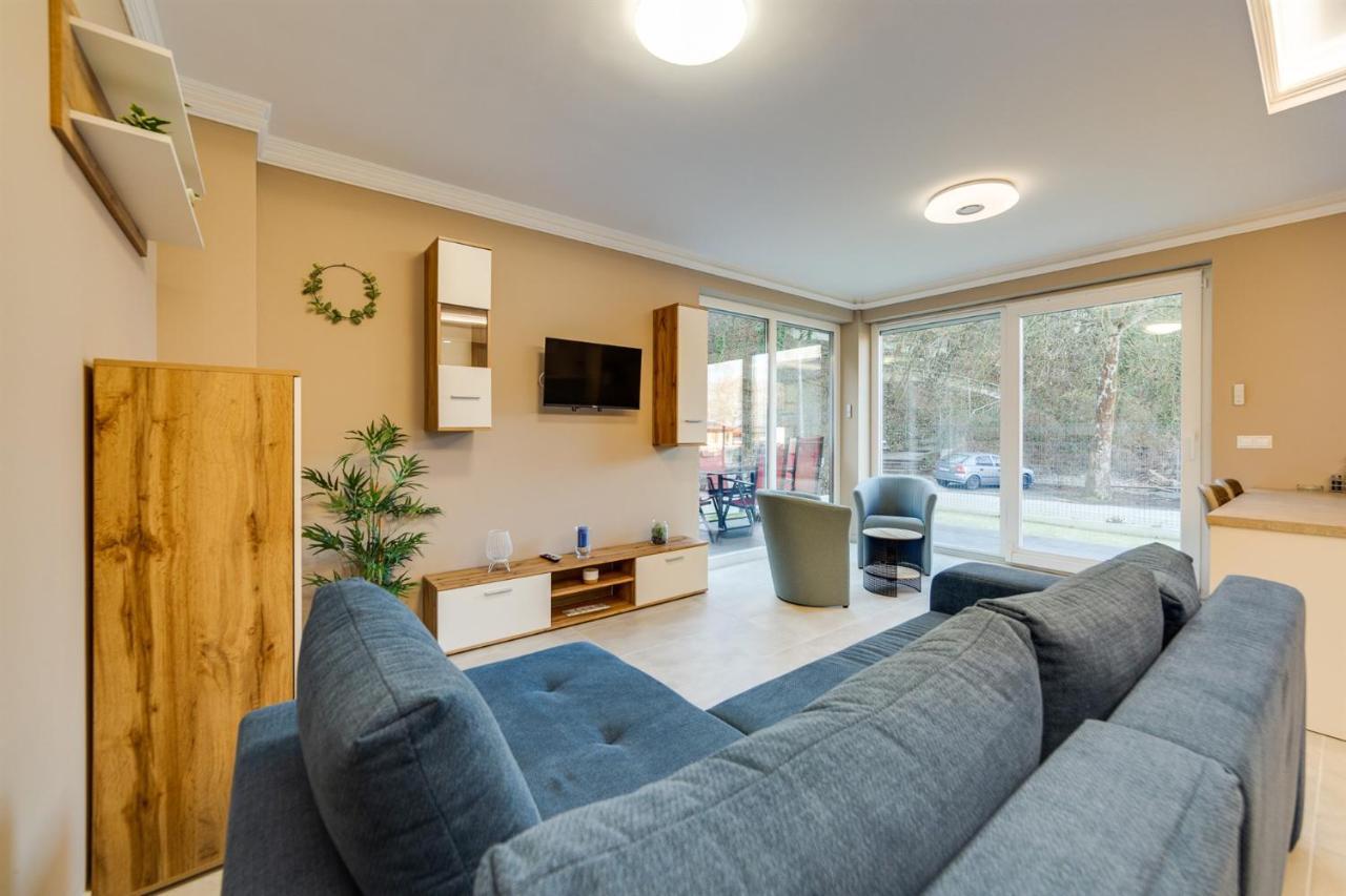 Forest Foeldvar Apartmanok By Bltn Balatonföldvár Exteriér fotografie