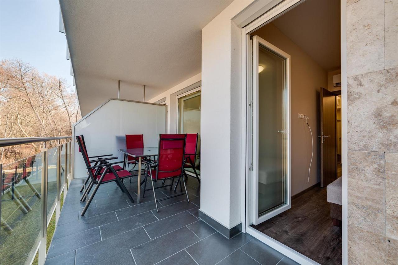 Forest Foeldvar Apartmanok By Bltn Balatonföldvár Exteriér fotografie